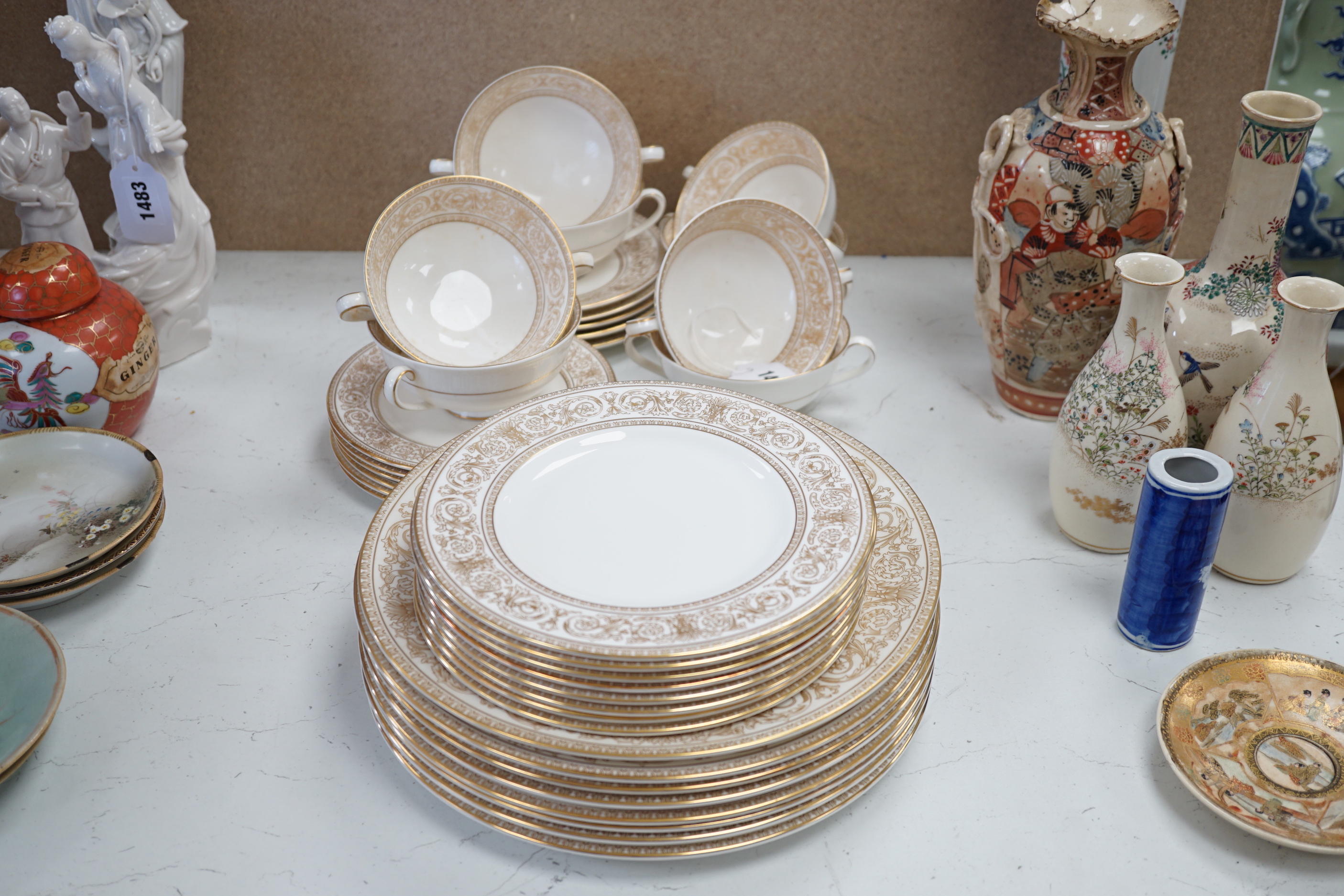 A Royal Doulton 'Sovereign' part dinner service